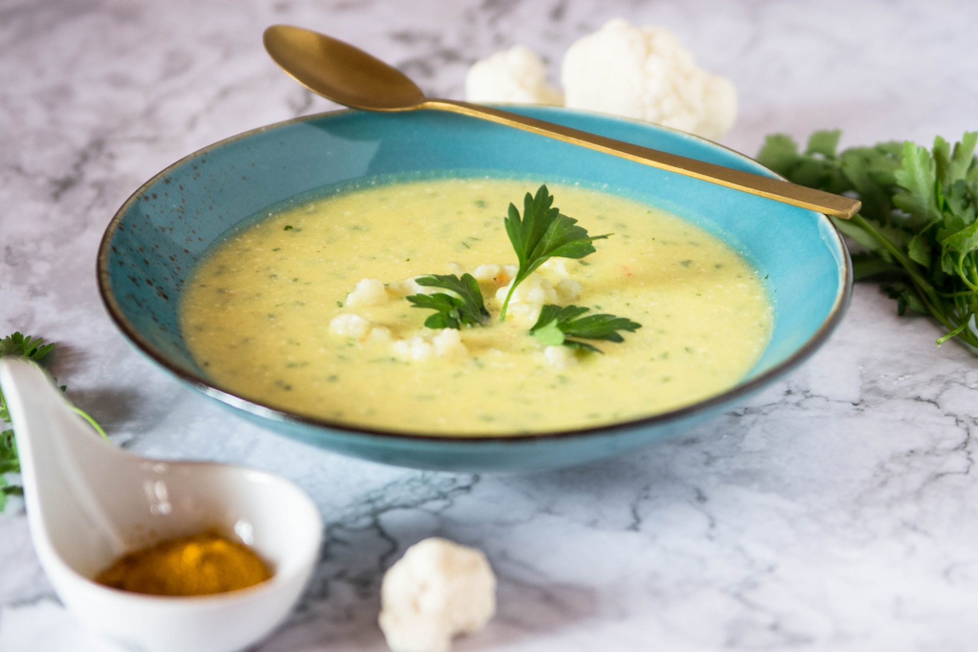 Karfiol-Kartoffel-Cremesuppe mit Curcuma