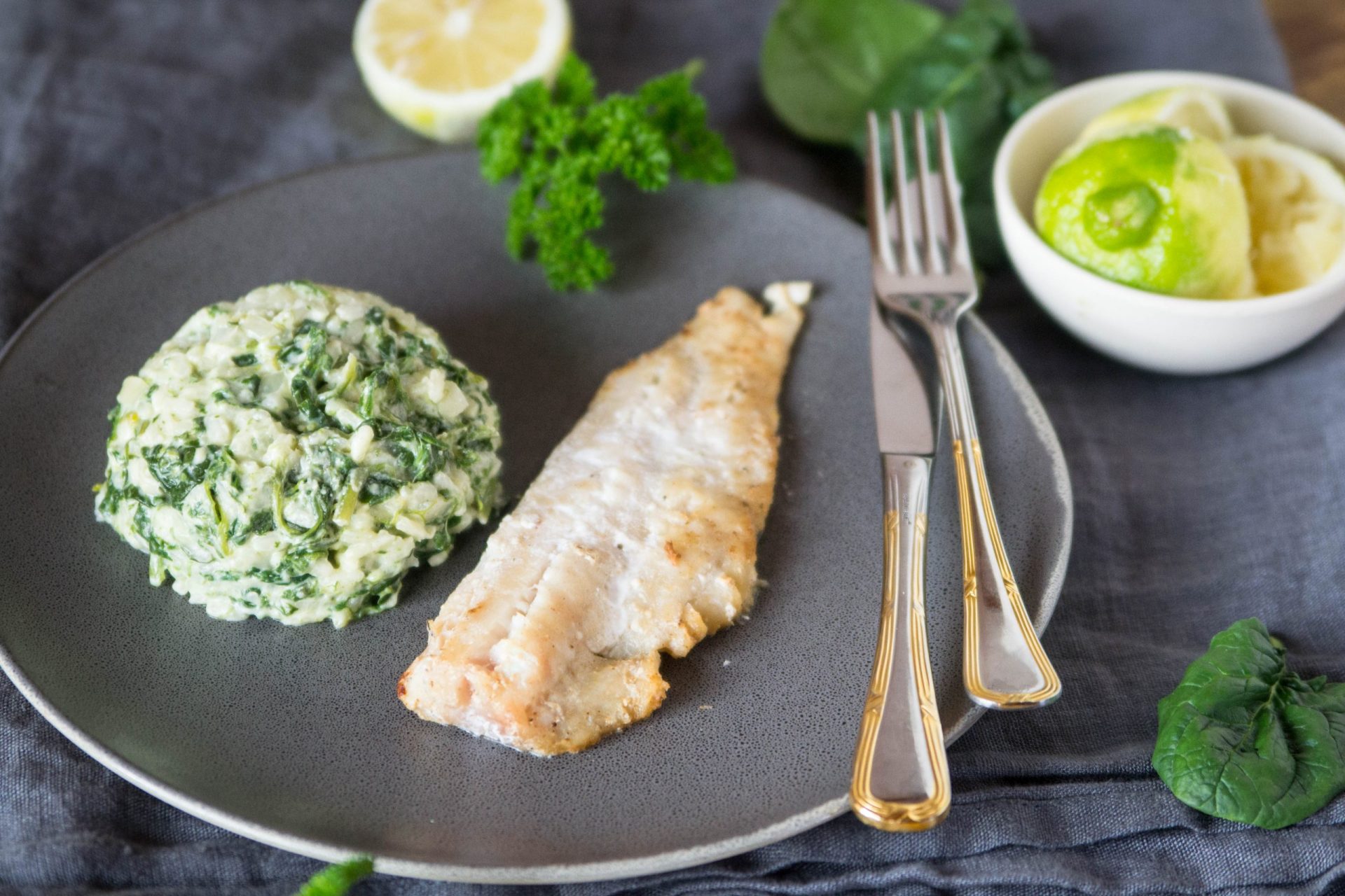 Fischfilets mit Spinat-Risotto