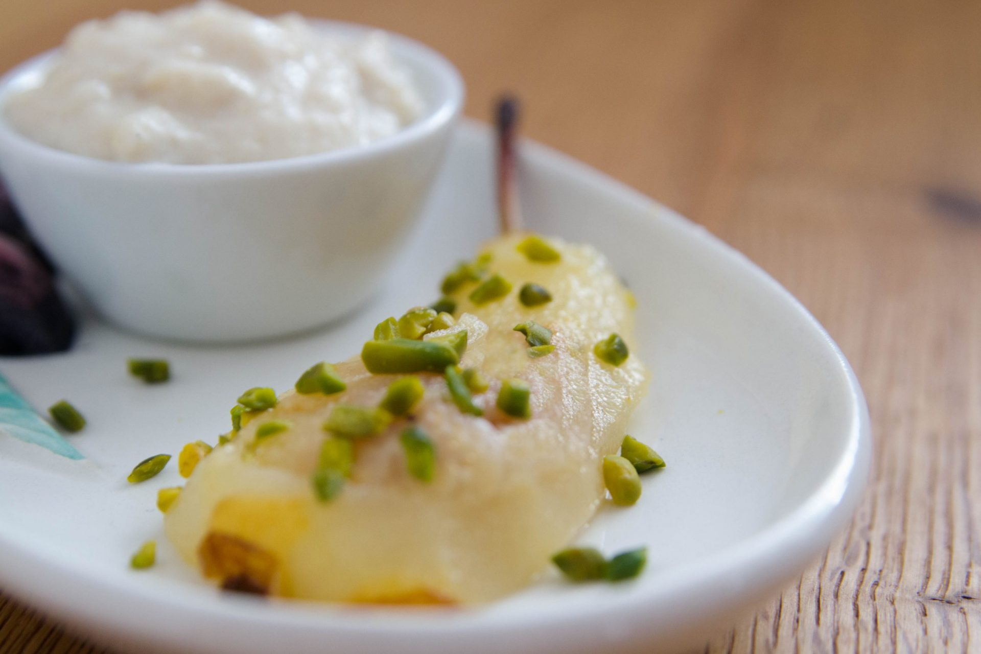 Pastinaken-Creme zu Birnen mit Ingwer