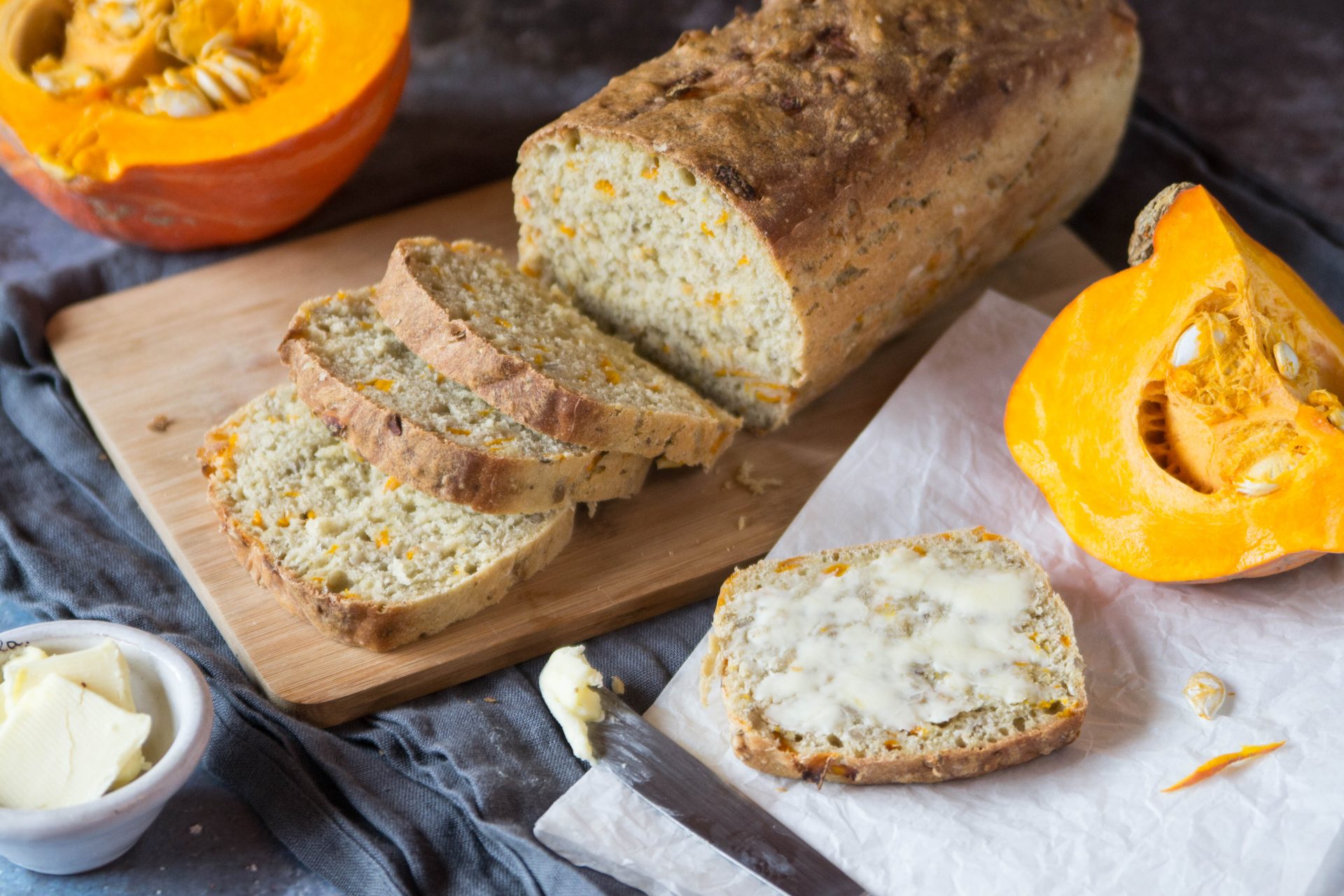 Kürbis-Dinkel-Brot