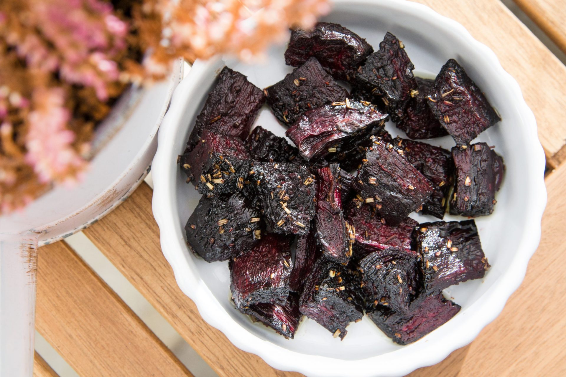 Rohnen aus dem Ofen, mariniert mit Balsamico und Rosmarin