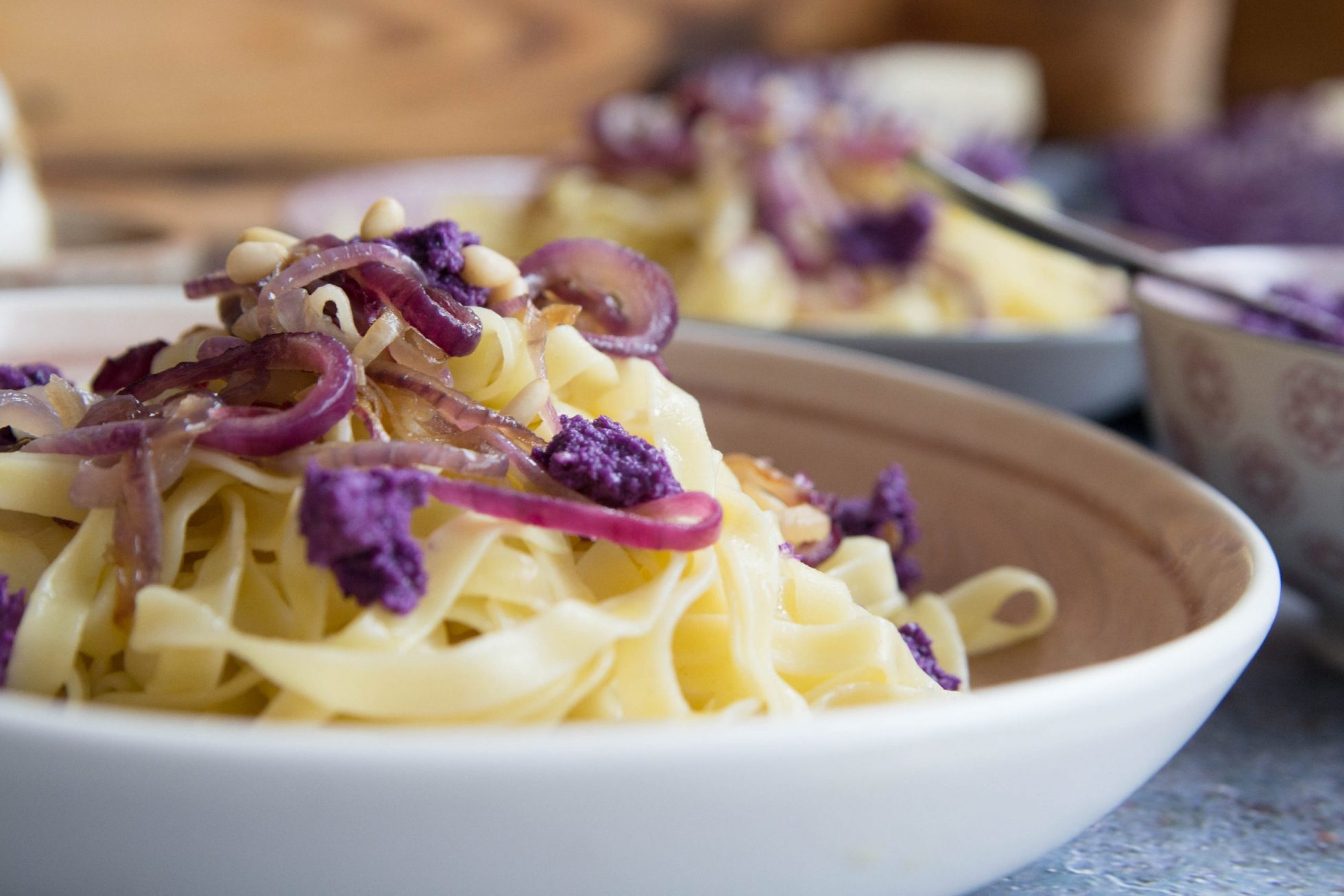 Pasta mit Lila Pesto
