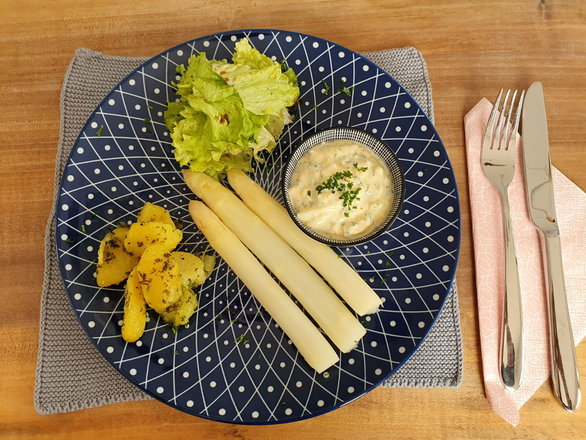 Kräuter-Joghurt-Sauce