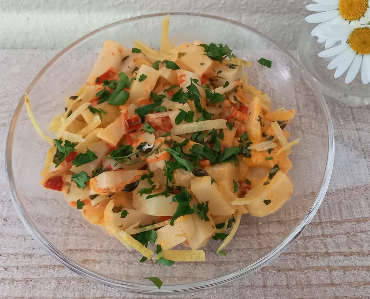 Kohlrabi mit Ingwer und Kokosmilch, scharf