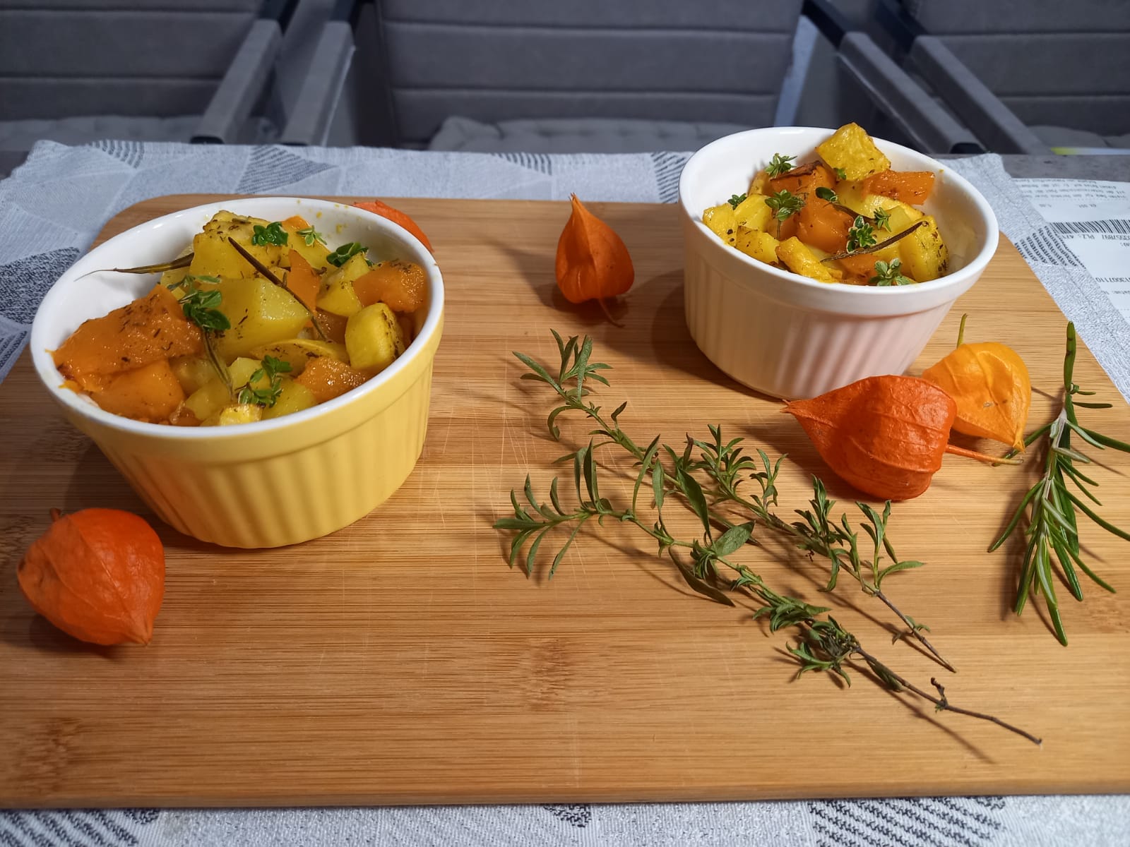 Kürbis mit Kartoffeln aus dem Ofen