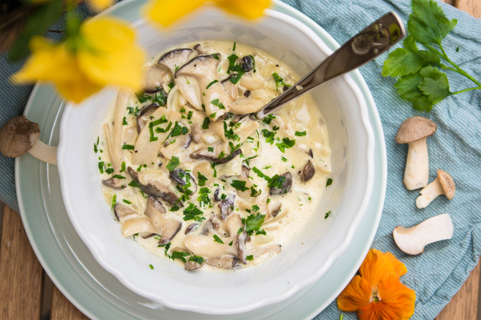 Gebratene Kräuterseitlinge in Rahmsauce