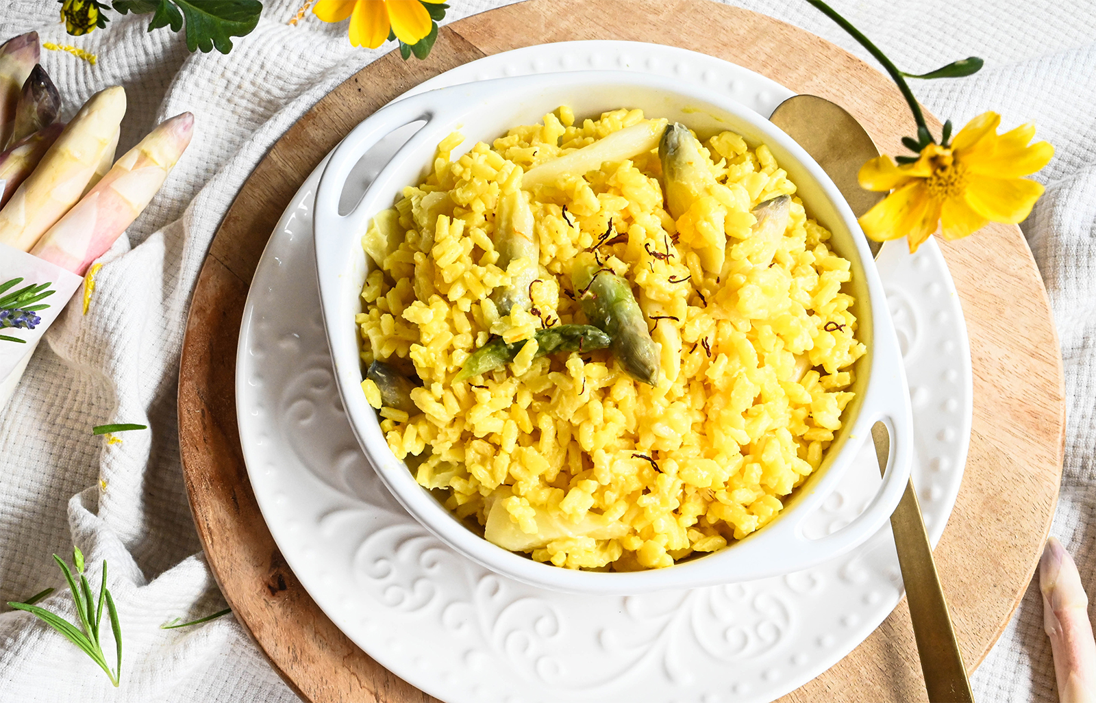 Spargel-Risotto mit Safran