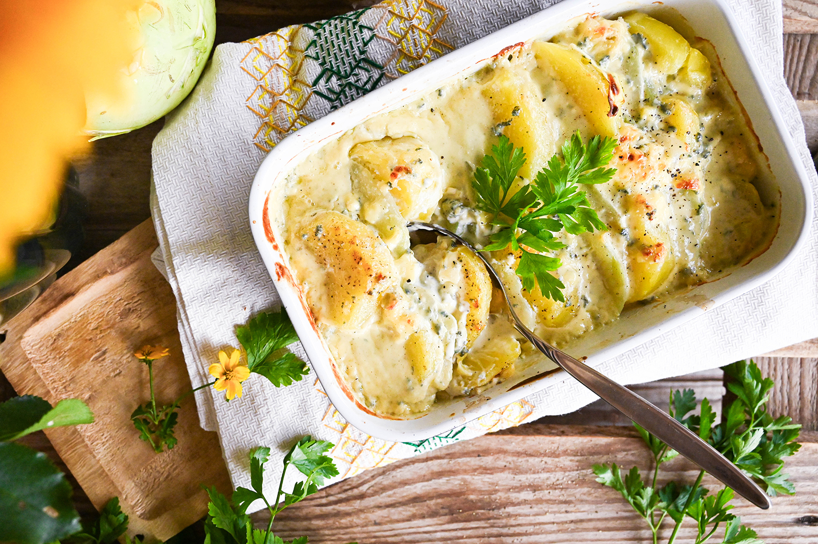 Kartoffel-Kohlrabi-Gratin mit Gorgonzola