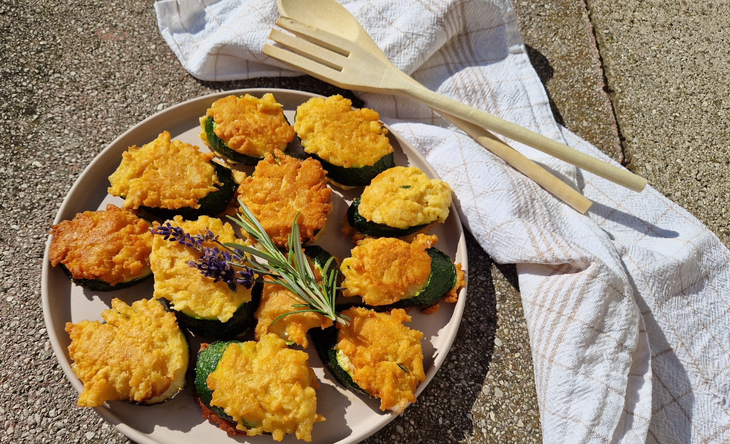 Zucchini in Käseteig