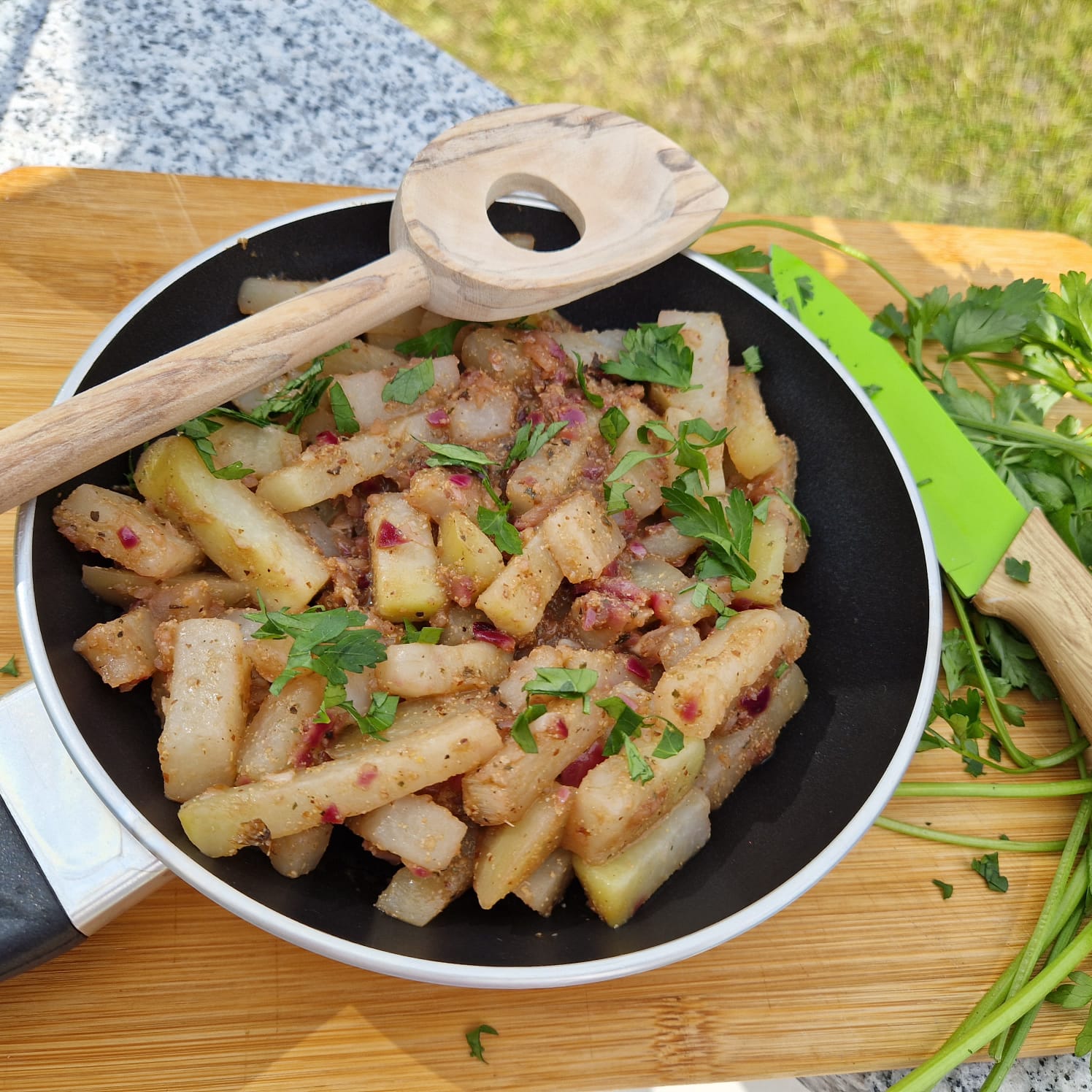 Marinierter Kohlrabi, gedünstet